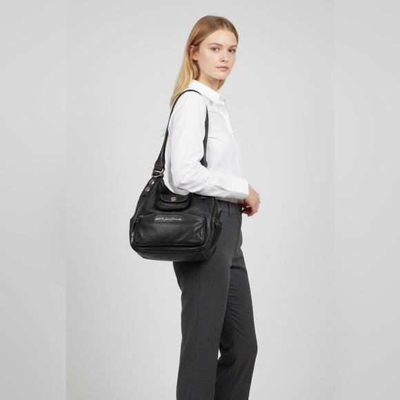 Marc by Marc Jacobs Black Pebble Leather Shoulder Bag - Picture 2 of 16
